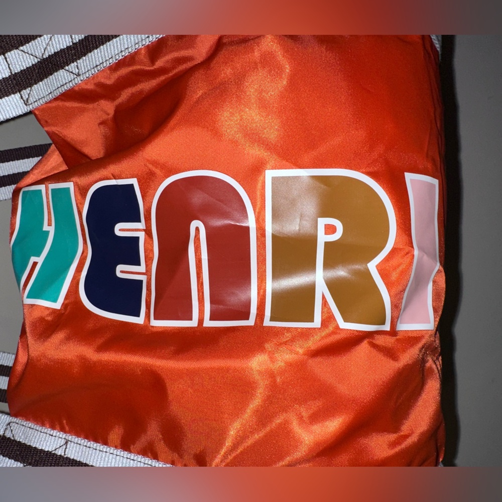 Henri Bendel Colorblock Logo Nylon Barrel Duffel – NWOT! 🧡 Collector item! - Picture 6 of 13
